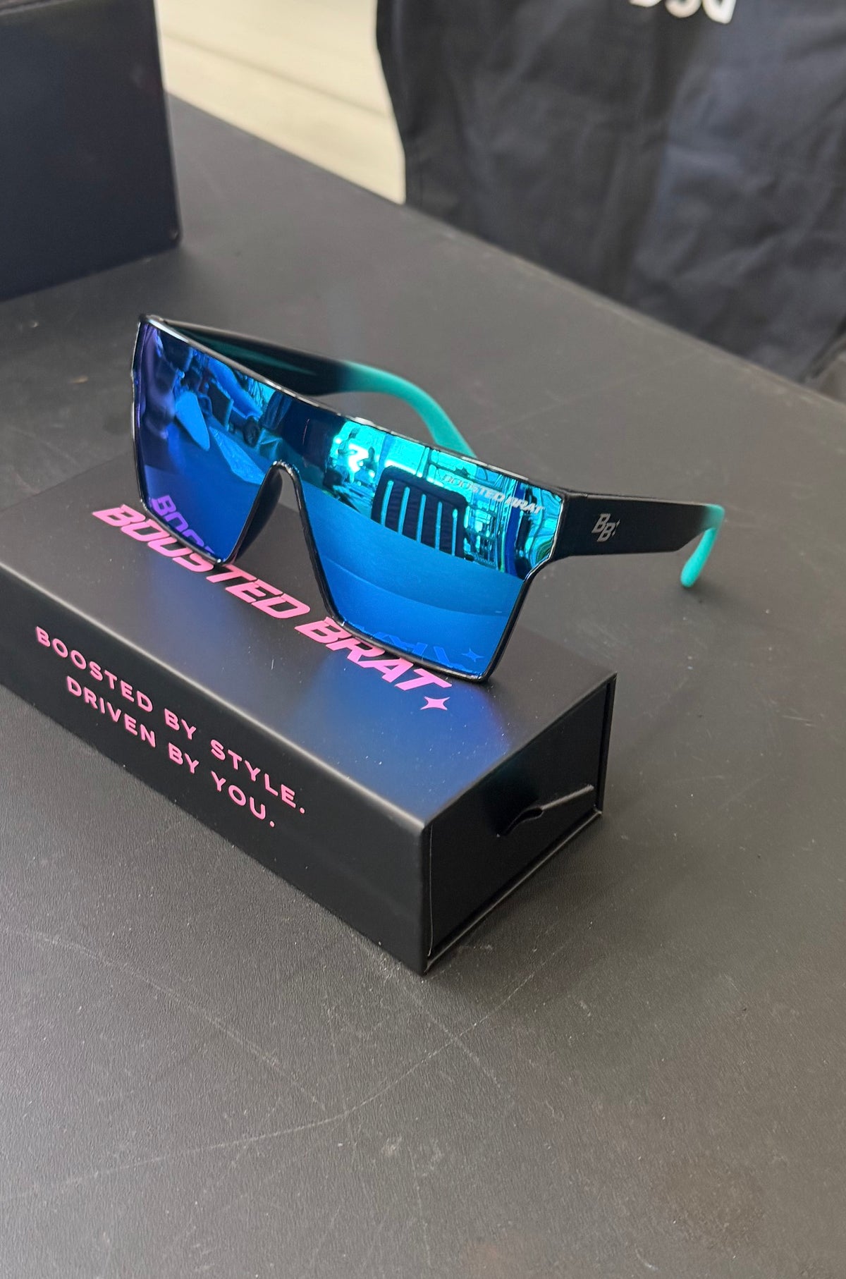 Black/Teal Frame Blue Len